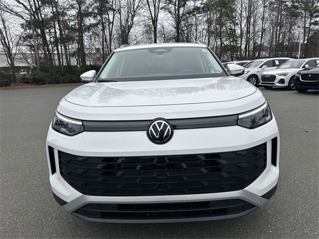 New 2026 Volkswagen Tiguan SE image 8