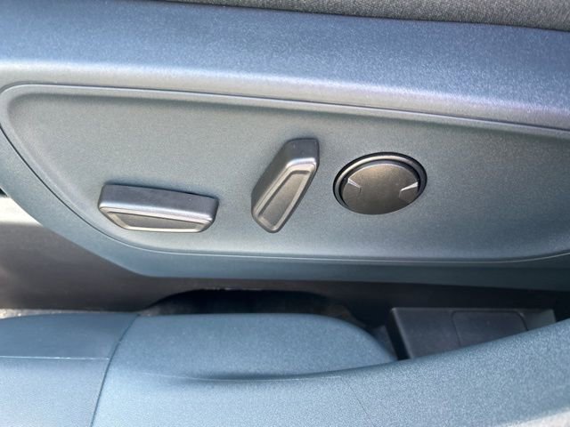 New 2025 Ford Maverick XLT w/ XLT Luxury Package image 16