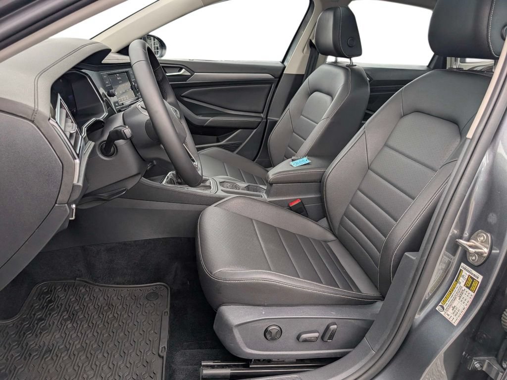 Used 2022 Volkswagen Jetta SE FWD image 15