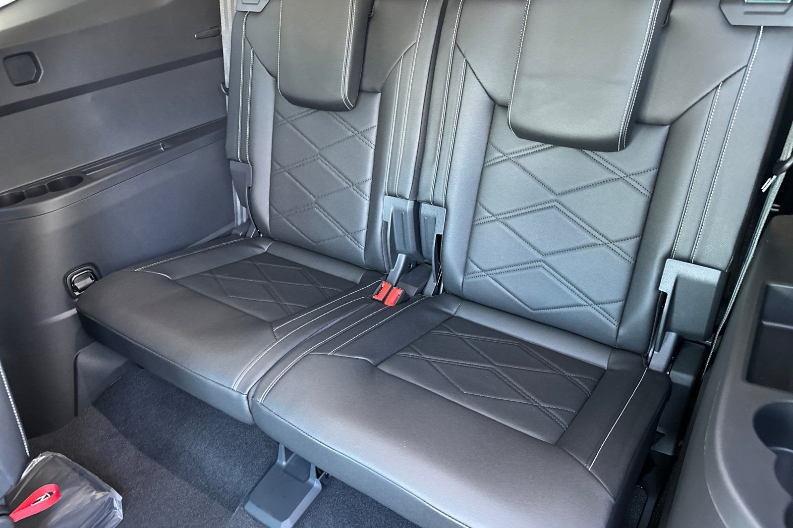 New 2026 Volkswagen Atlas SE image 14