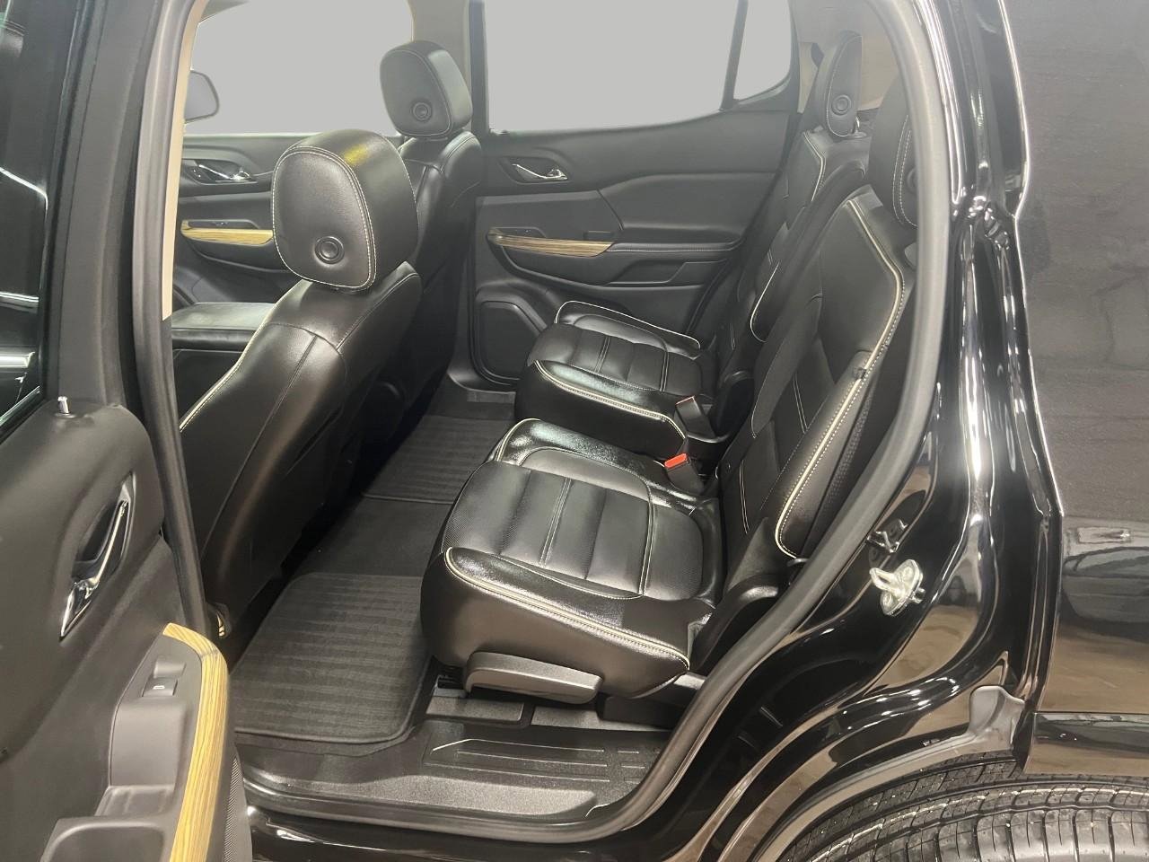 Used 2019 GMC Acadia Denali w/ Technology Package image 15