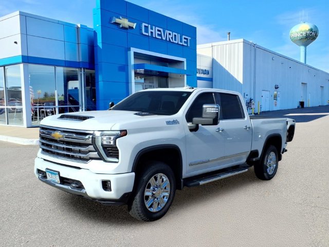 Used 2024 Chevrolet Silverado 3500 High Country w/ Technology Package AWD/4WD image 8