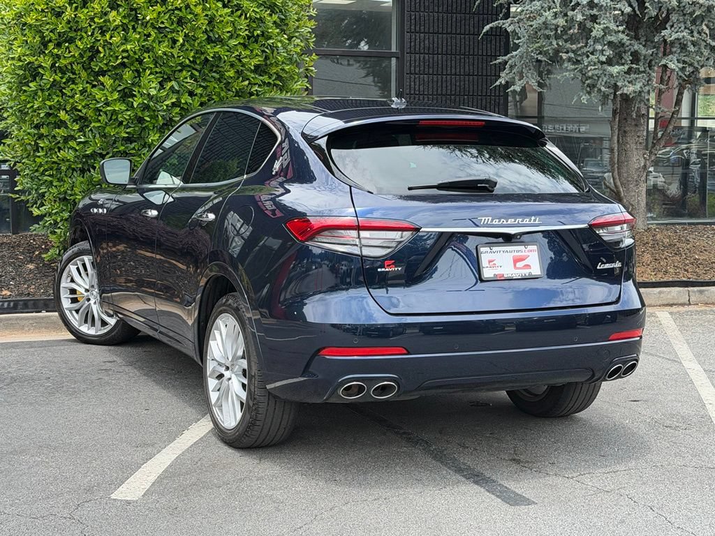 Used 2022 Maserati Levante GT AWD/4WD image 19