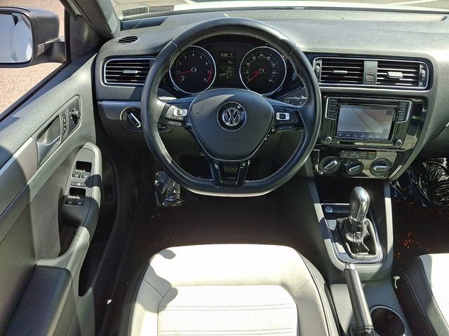 Used 2016 Volkswagen Jetta Sport FWD image 14