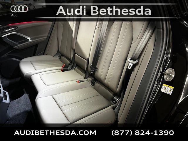 Used 2025 Audi Q5 Premium Plus w/ Premium Plus AWD/4WD image 29