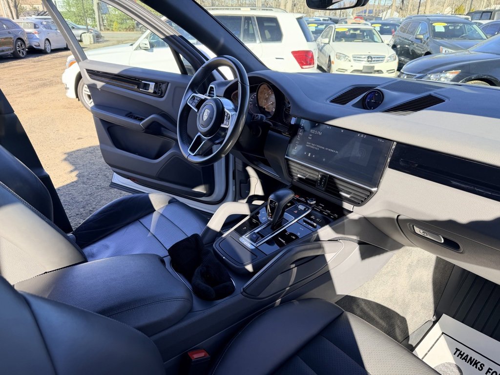 Used 2019 Porsche Cayenne image 26