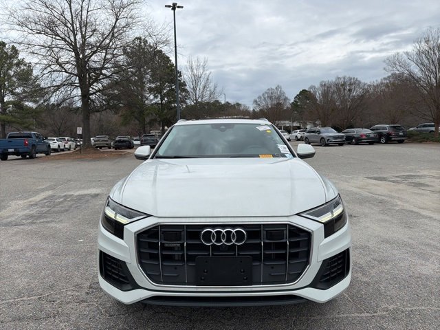 Used 2022 Audi Q8 Premium Plus image 3