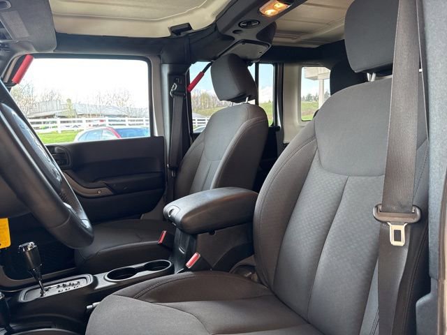 Used 2017 Jeep Wrangler Unlimited Sport w/ Quick Order Package 24S AWD/4WD image 4