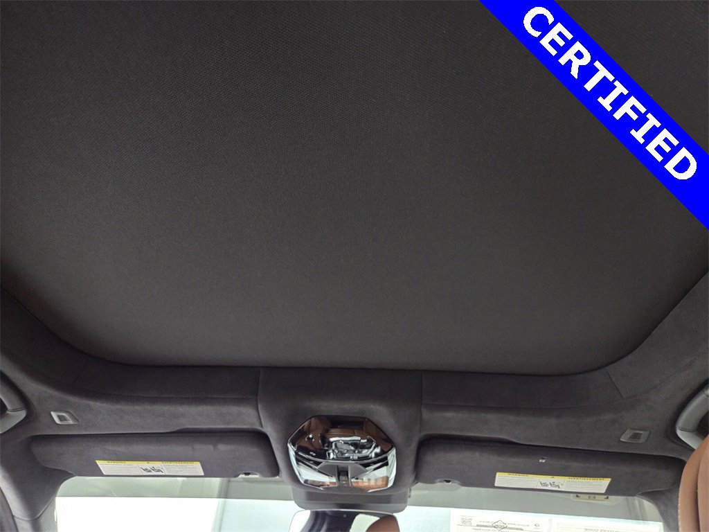 Used 2024 BMW 760i xDrive w/ Executive Package image 27