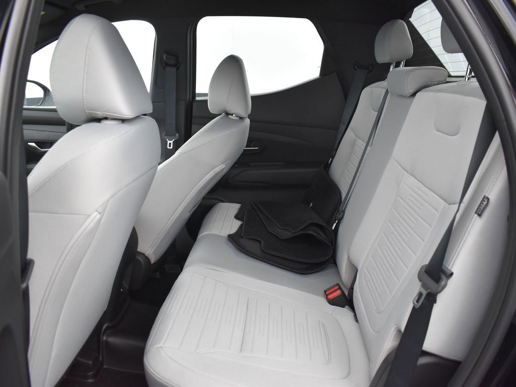 New 2026 Hyundai Santa Cruz SE image 13