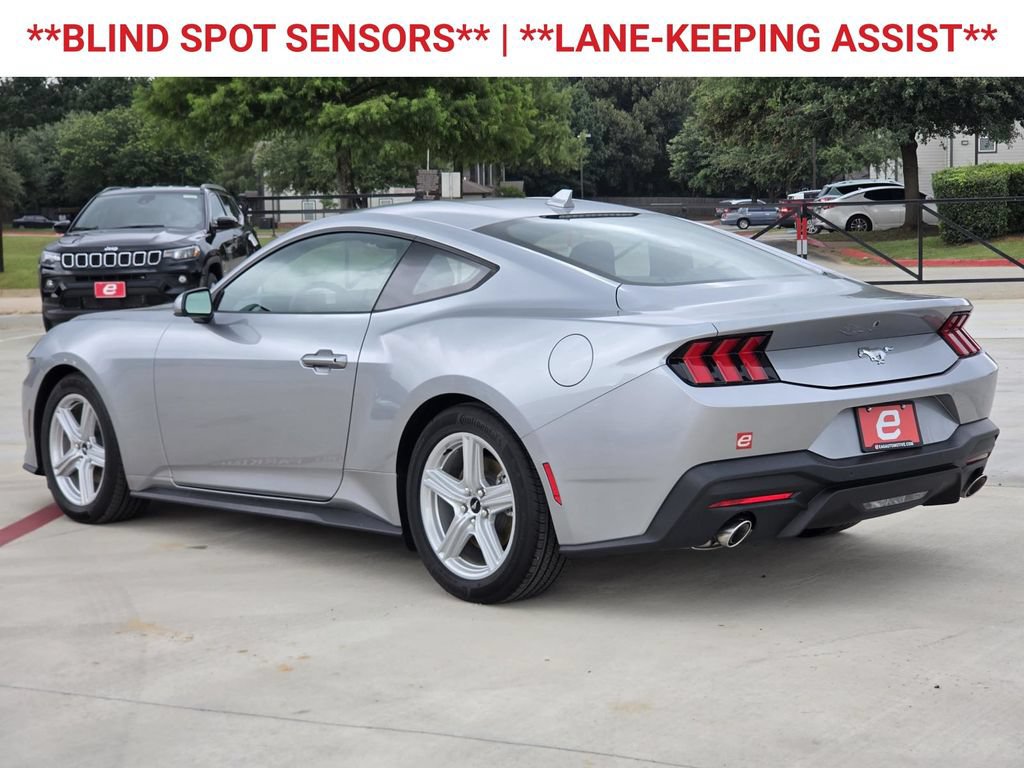 Used 2026 Ford Mustang Premium RWD image 6
