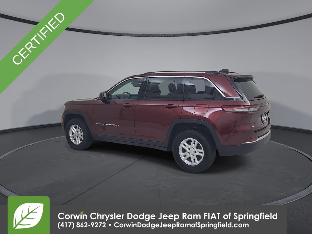 Used 2023 Jeep Grand Cherokee Laredo w/ Luxury Tech Group I AWD/4WD image 10