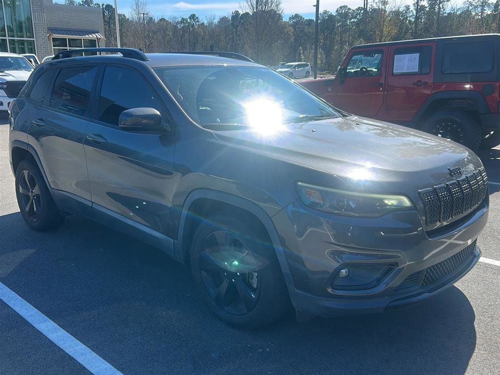 Used 2020 Jeep Cherokee Latitude Plus image 10