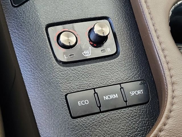 Used 2013 Toyota Avalon XLE Touring FWD image 12