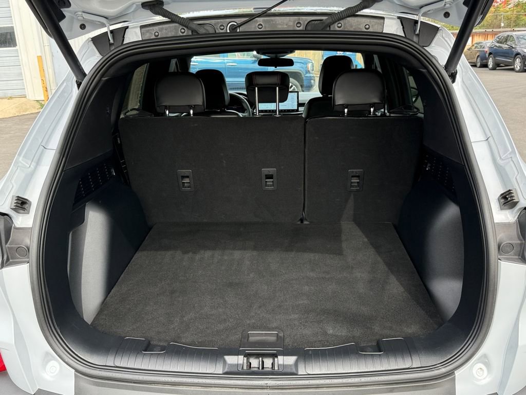 Used 2025 Ford Escape ST-Line w/ Tech Pack #1 image 24
