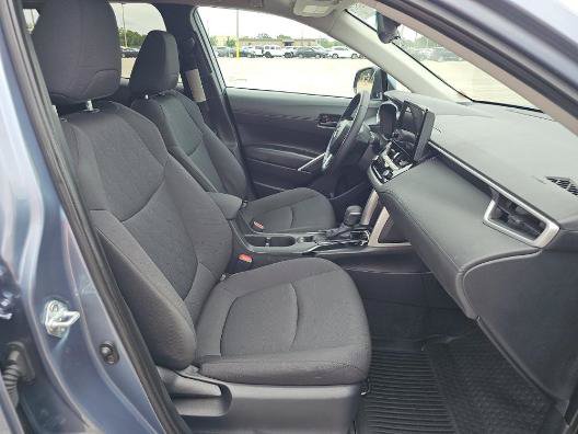 Used 2024 Toyota Corolla Cross LE FWD image 8
