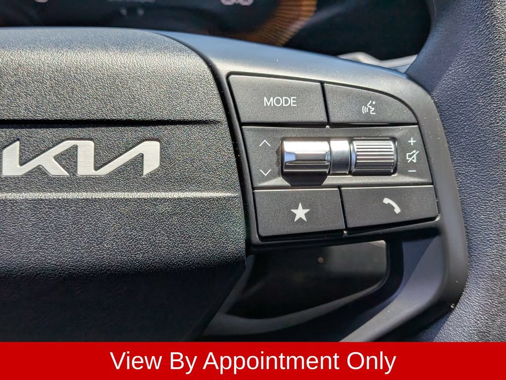 Used 2025 Kia K4 FWD image 21