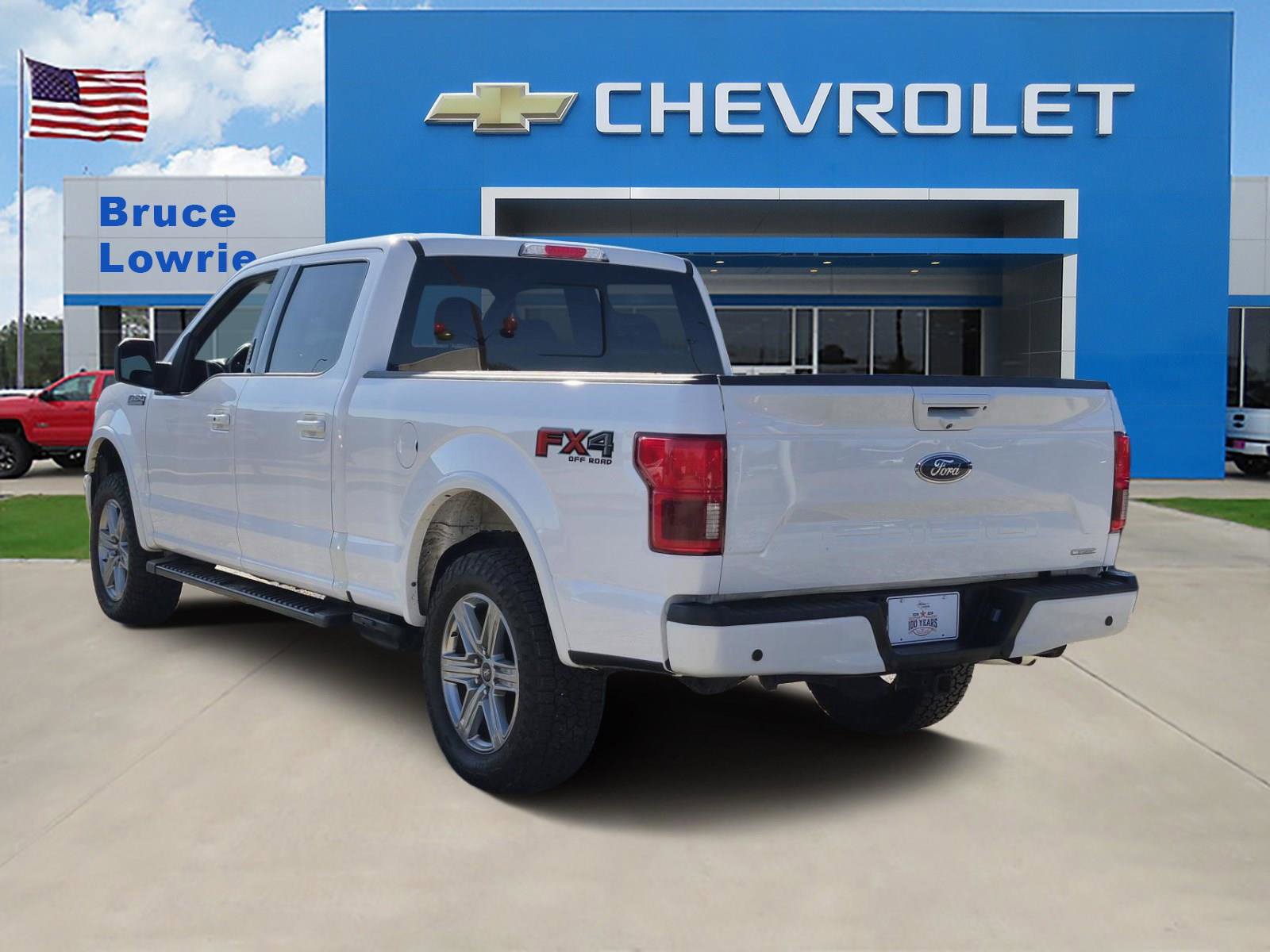 Used 2019 Ford F150 Lariat w/ Equipment Group 502A Luxury AWD/4WD image 4