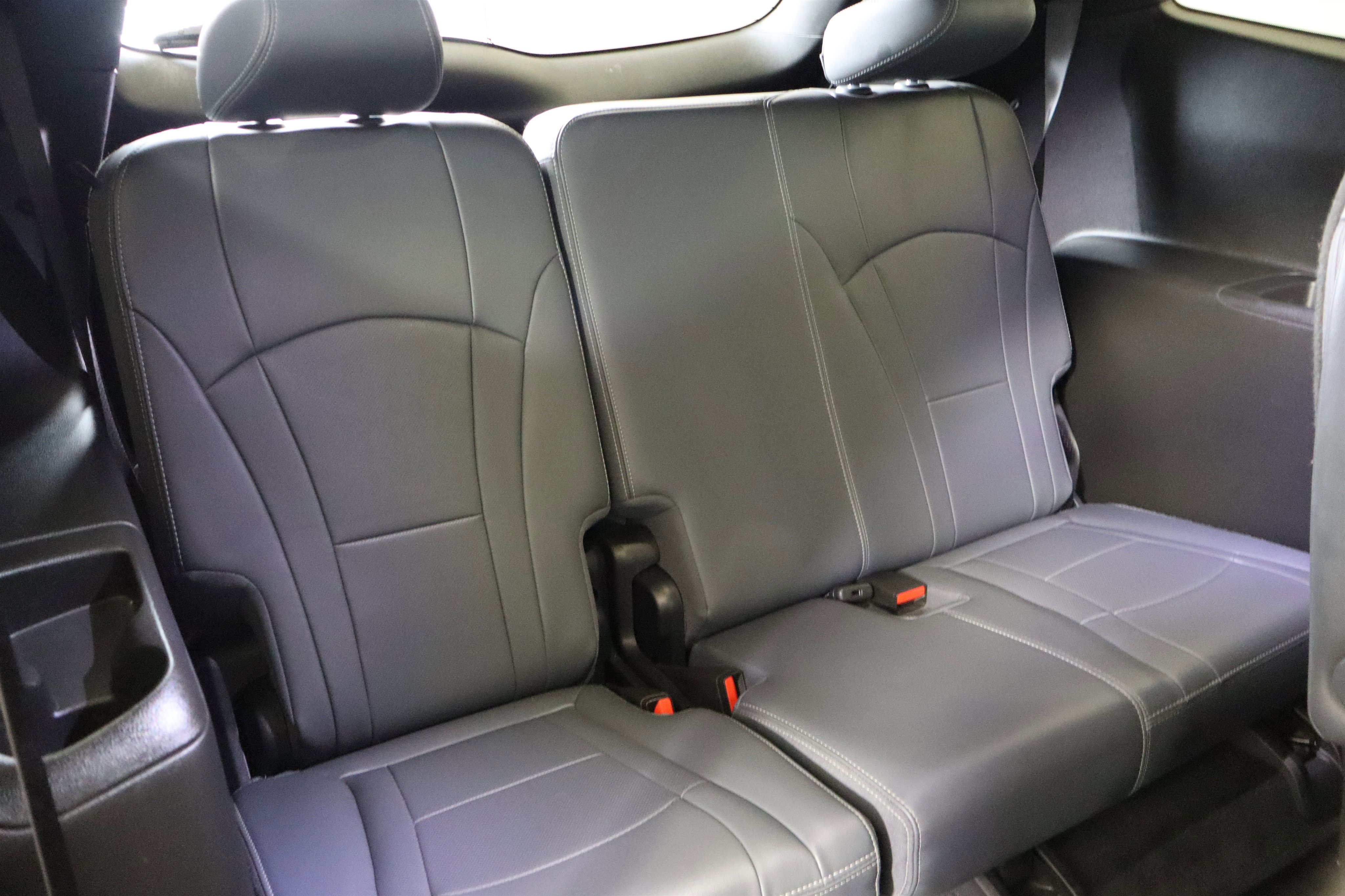 Certified 2024 Buick Enclave Essence w/ Sport Touring Edition image 22