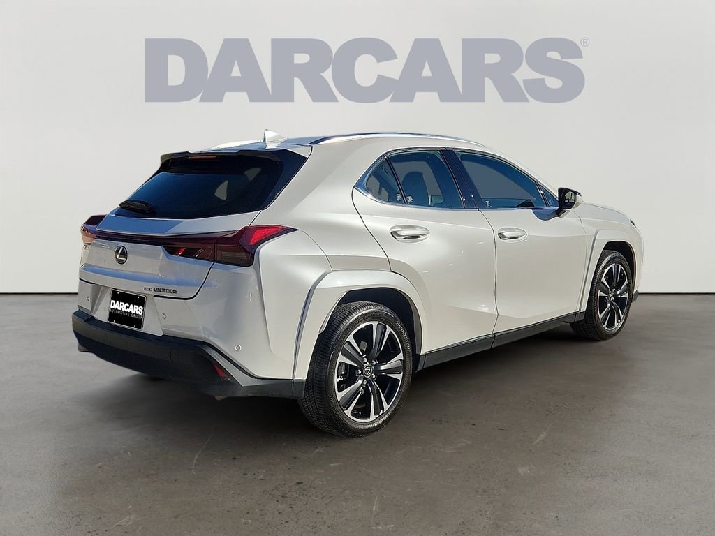Used 2025 Lexus UX 300h AWD image 6