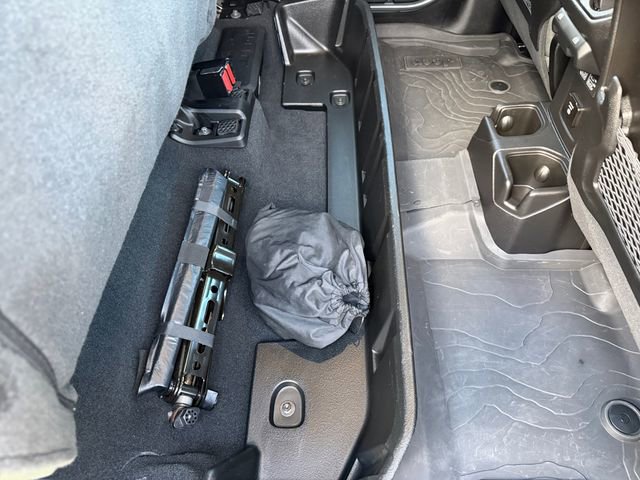 Used 2024 Jeep Gladiator Mojave image 35