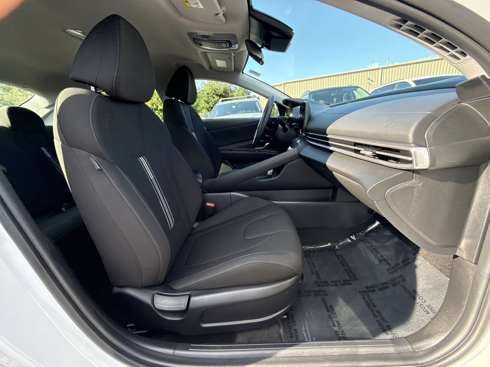 Certified 2024 Hyundai Elantra SEL FWD image 26