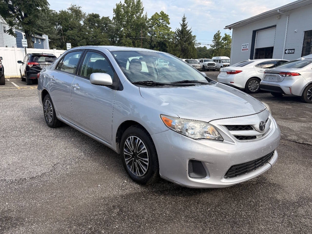 Used 2011 Toyota Corolla LE FWD image 4