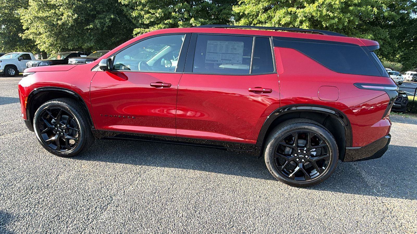 New 2026 Chevrolet Traverse RS w/ LPO, Floor Liner Package AWD/4WD image 12