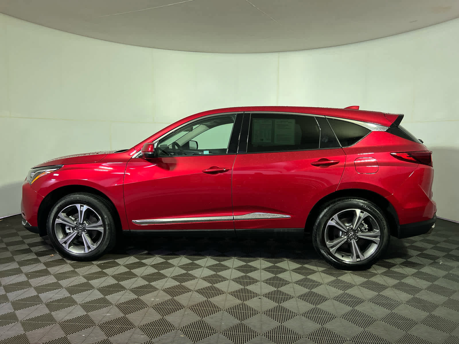 Used 2025 Acura RDX SH-AWD w/ Technology Package image 3