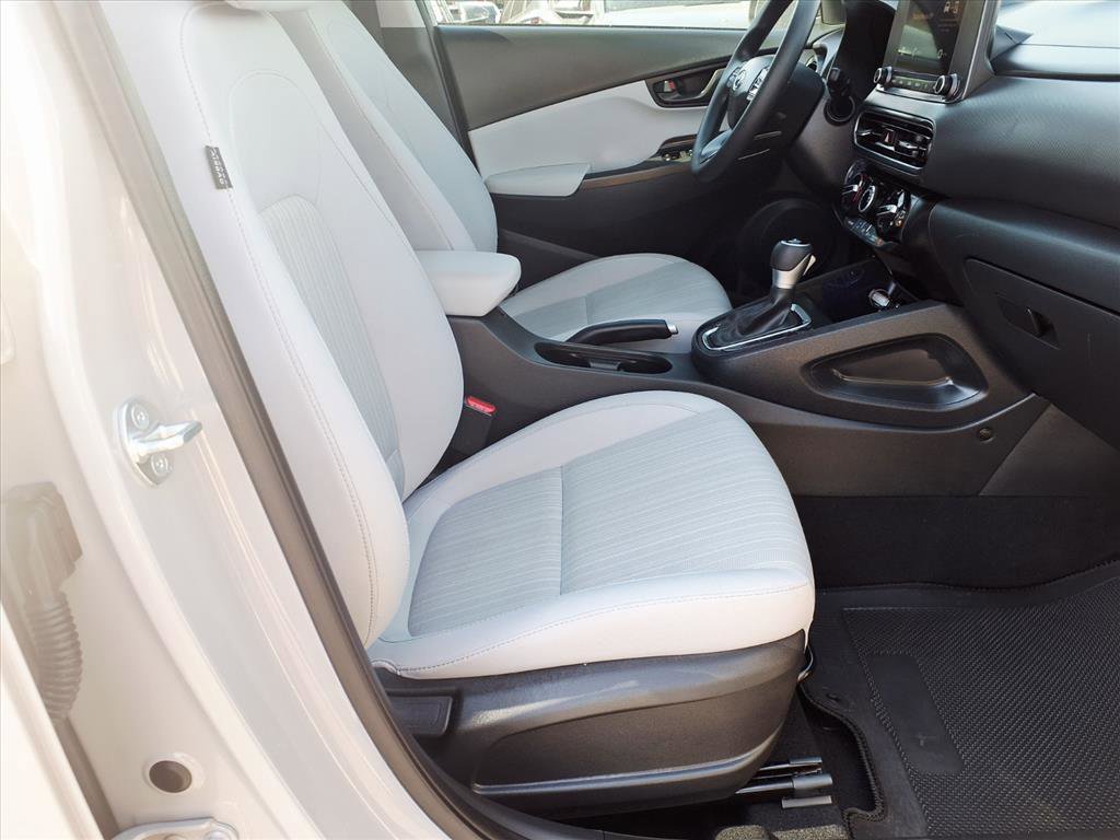 Certified 2023 Hyundai Kona SEL w/ Cargo Package image 11