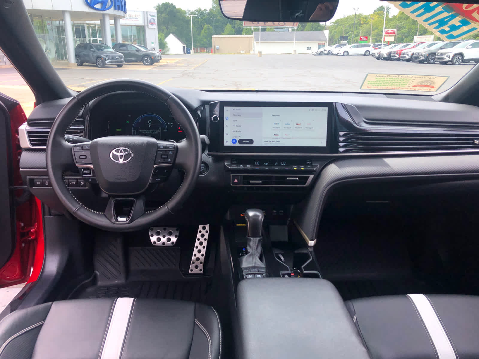 Used 2025 Toyota Camry SE w/ Multimedia Upgrade Package FWD image 22