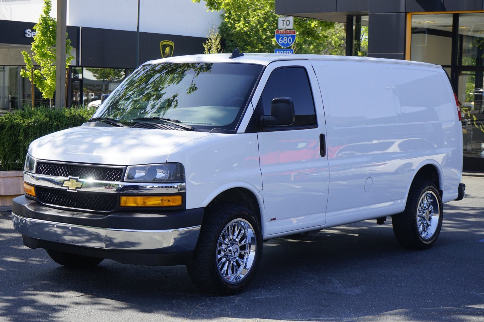 Used 2021 Chevrolet Express 2500 w/ Driver Convenience Package image 2