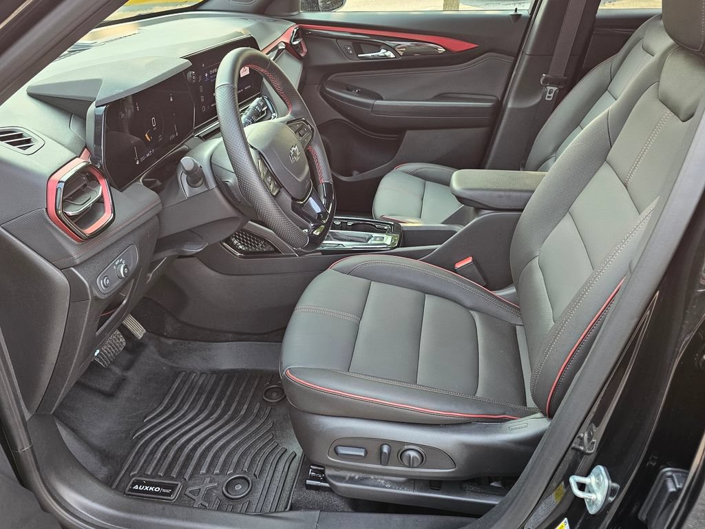 Used 2026 Chevrolet TrailBlazer RS w/ Convenience Package AWD/4WD image 23