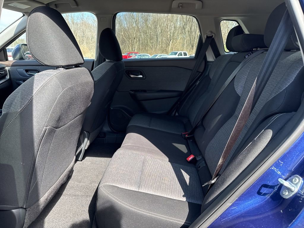 Used 2023 Nissan Rogue SV FWD image 33