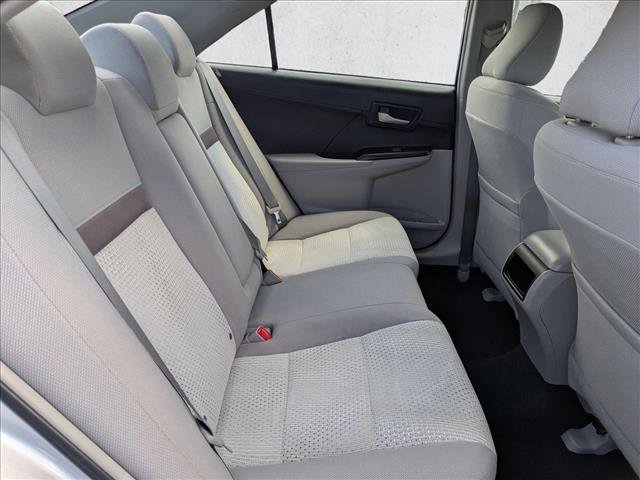Used 2014 Toyota Camry LE FWD image 18