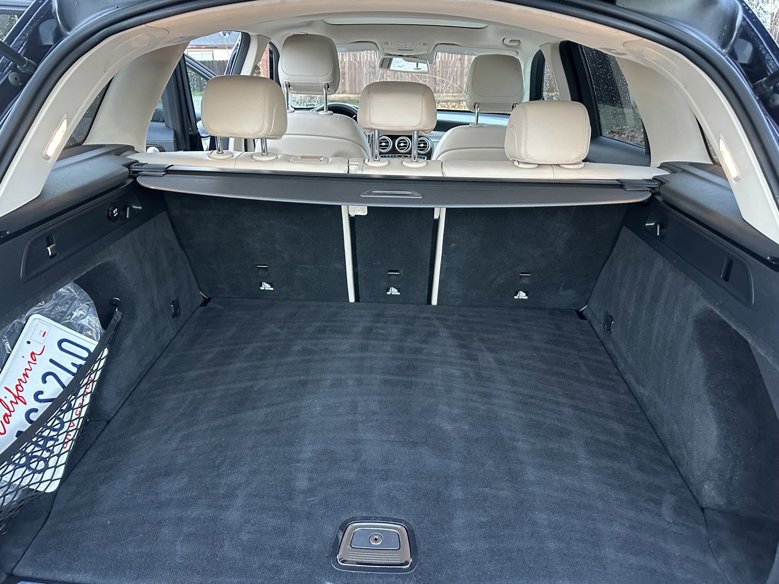 Used 2017 Mercedes-Benz GLC 300 4MATIC w/ Premium 3 Package image 15