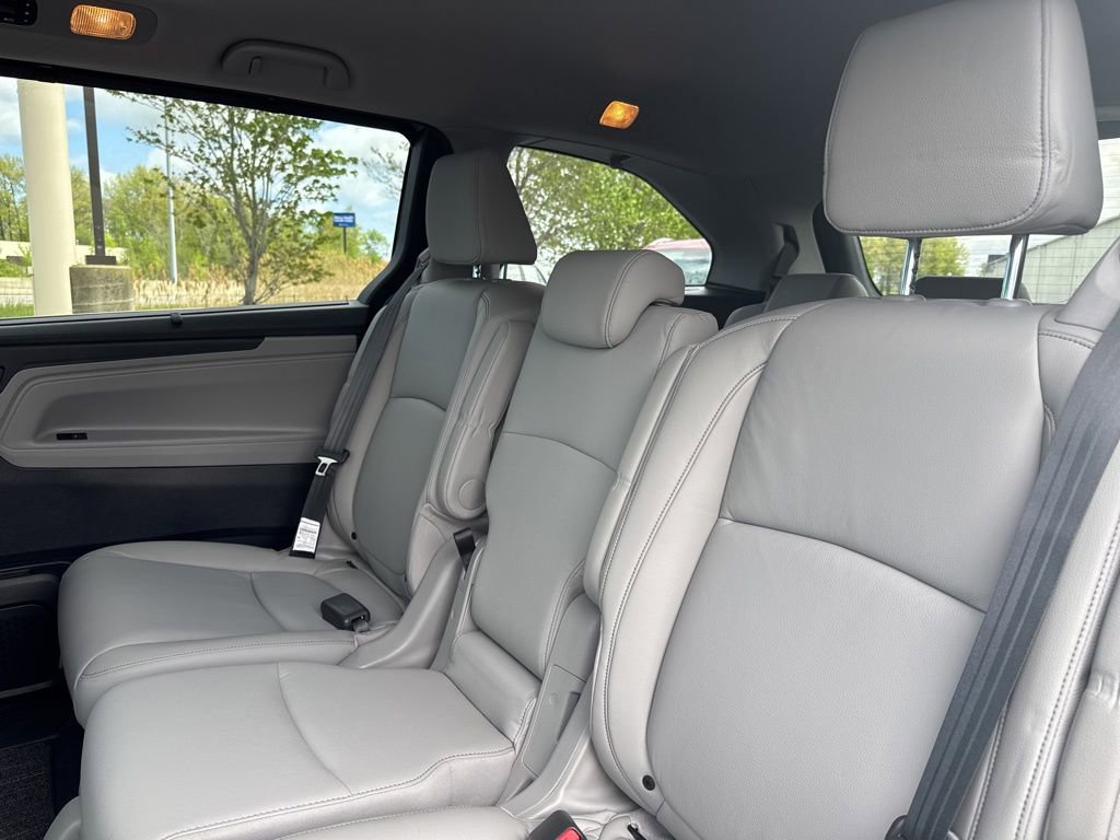Used 2023 Honda Odyssey EX-L image 10