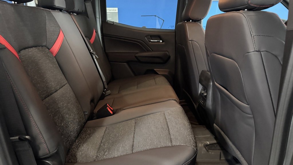 New 2025 Chevrolet Colorado Z71 w/ Technology Package image 15