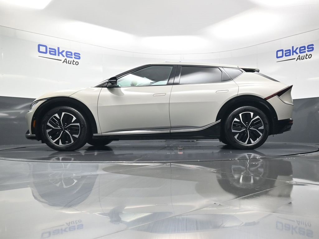 Certified 2022 Kia EV6 Wind w/ Wind Technology Package image 41