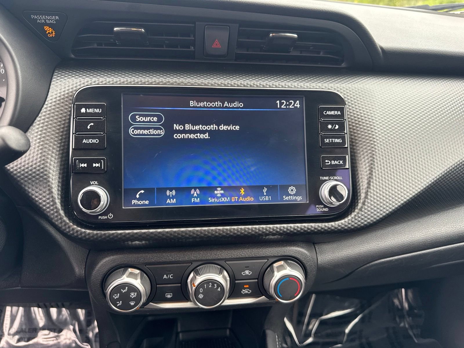 Certified 2023 Nissan Kicks SV FWD image 23