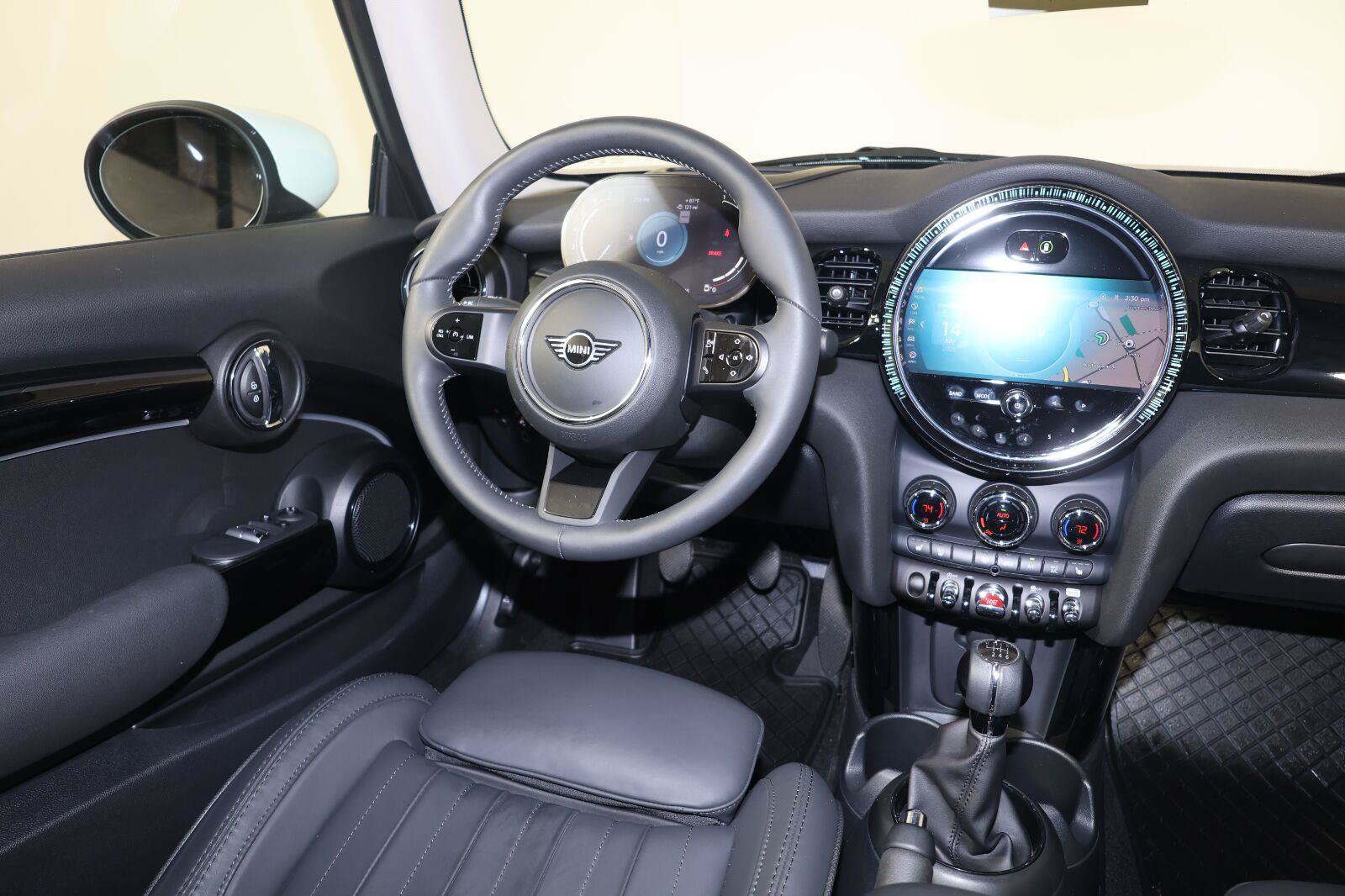 Used 2022 MINI Cooper S FWD image 11