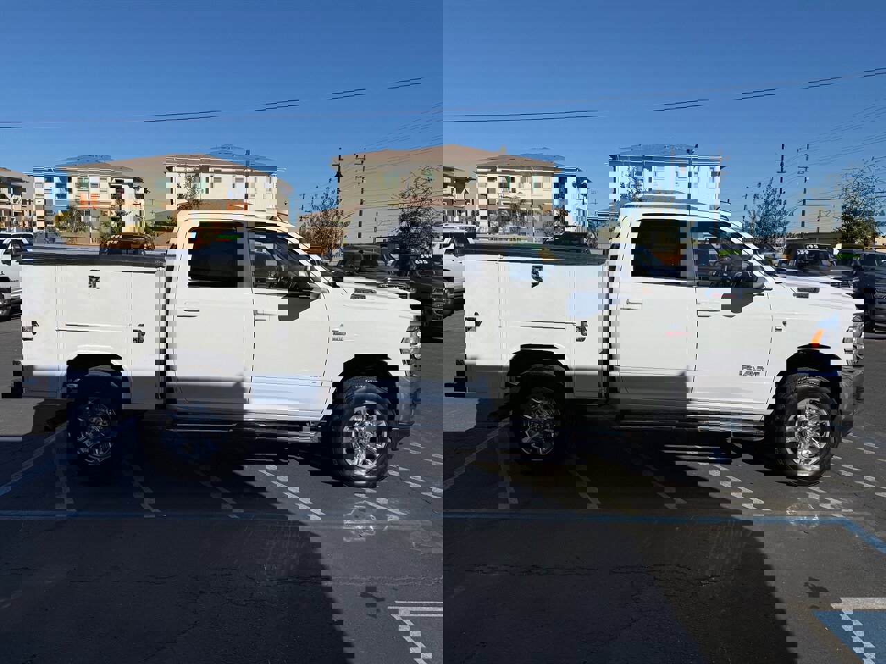 Used 2021 RAM 3500 Big Horn image 7