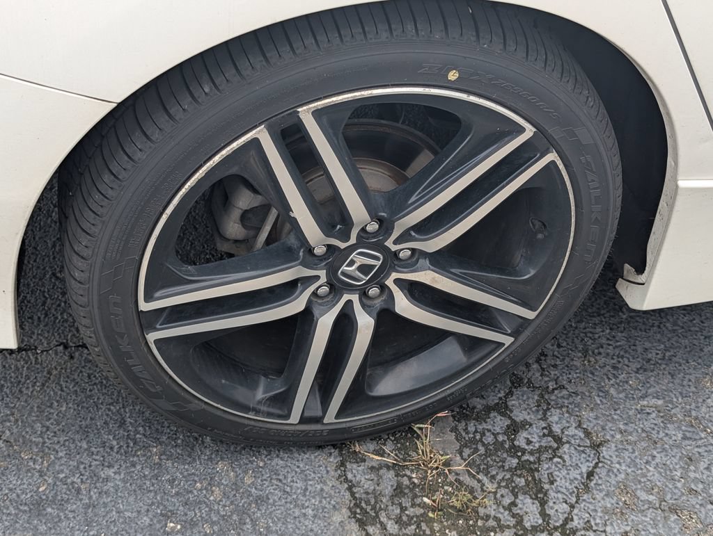 Used 2016 Honda Accord Sport image 10