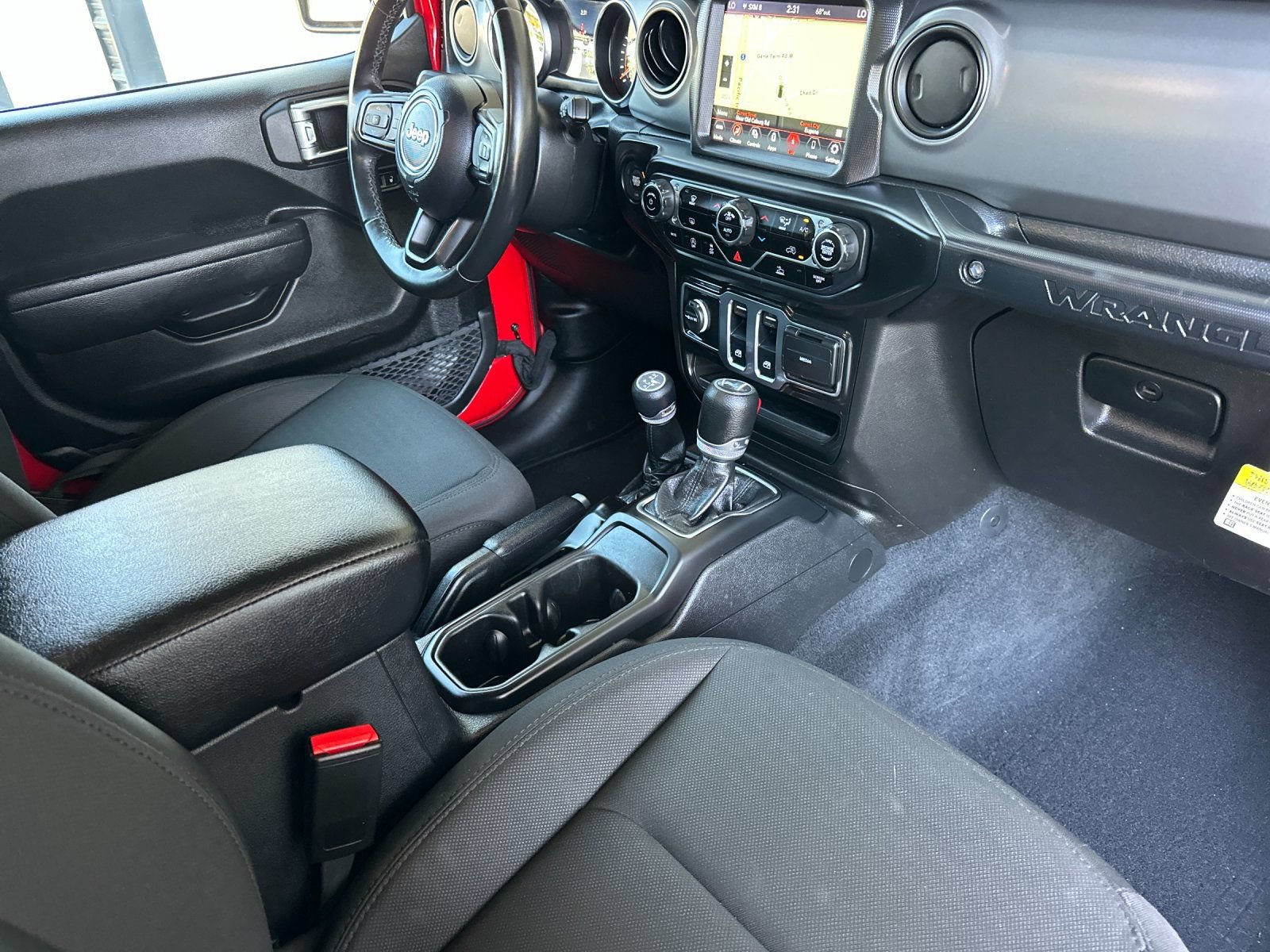 Used 2022 Jeep Wrangler Sport AWD/4WD image 16