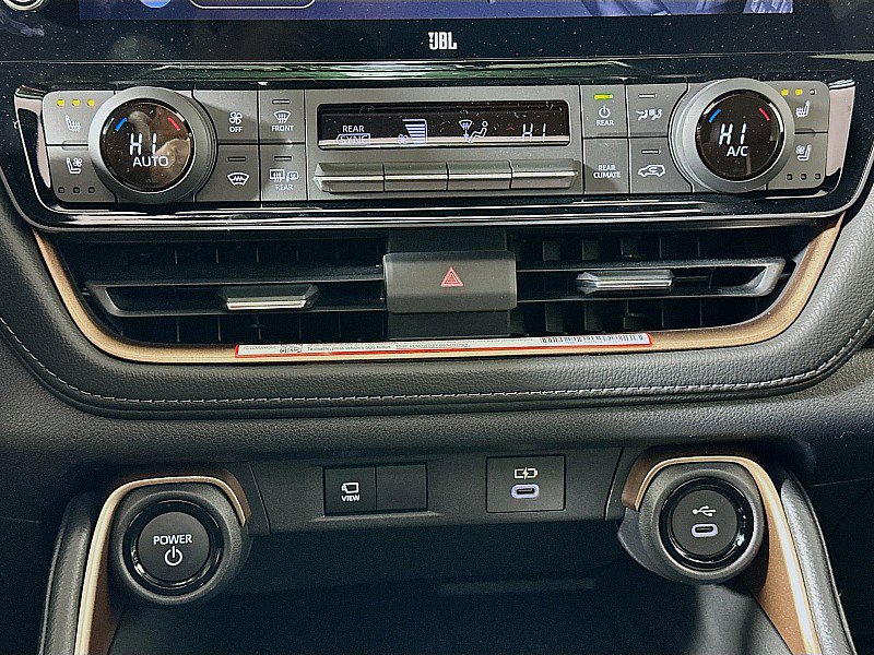 New 2026 Toyota Grand Highlander AWD Hybrid image 17