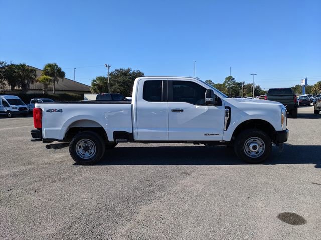 Used 2024 Ford F250 XL image 3
