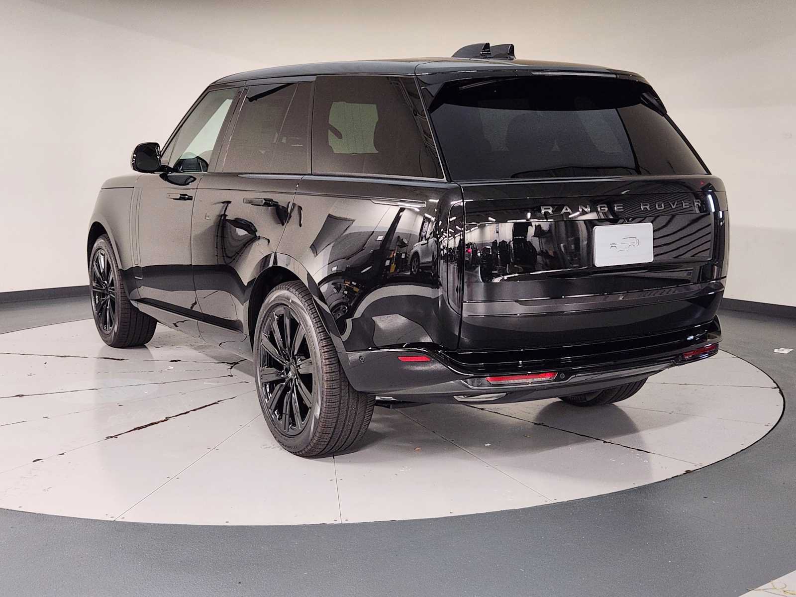 New 2026 Land Rover Range Rover SE AWD/4WD image 6