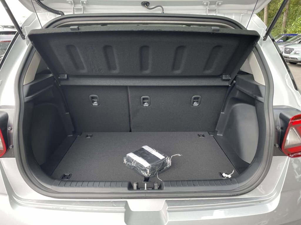 New 2026 Hyundai Venue SEL image 8