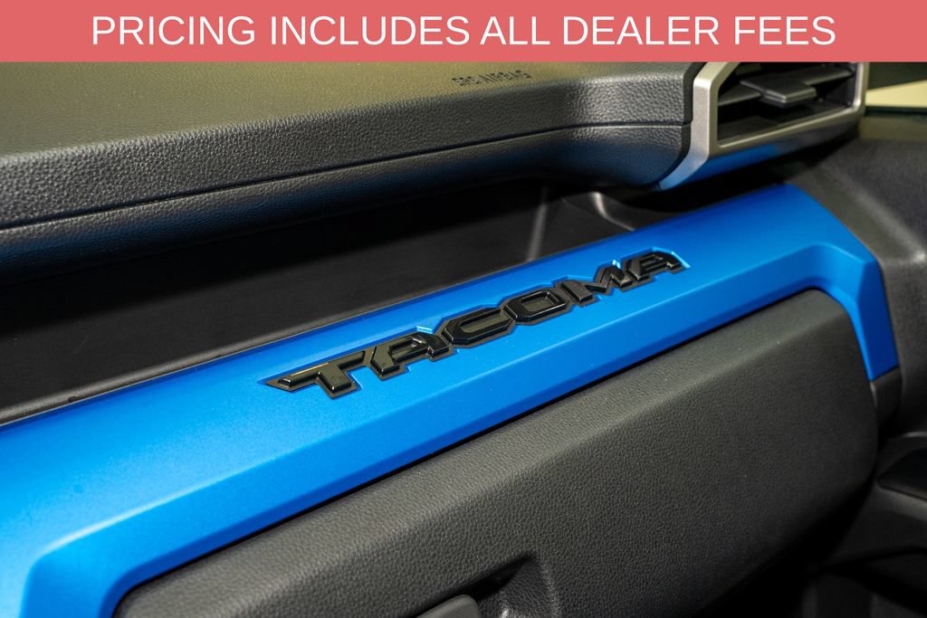 Certified 2025 Toyota Tacoma TRD Off-Road AWD/4WD image 12