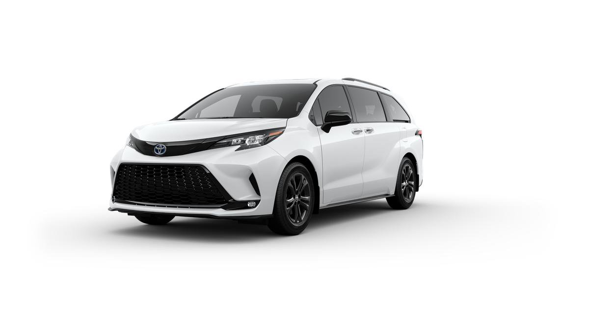 New 2025 Toyota Sienna XSE